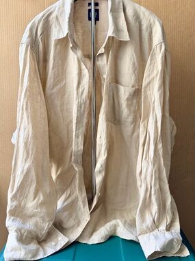 GAP Men's Light Beige Button-Front linen shirt
